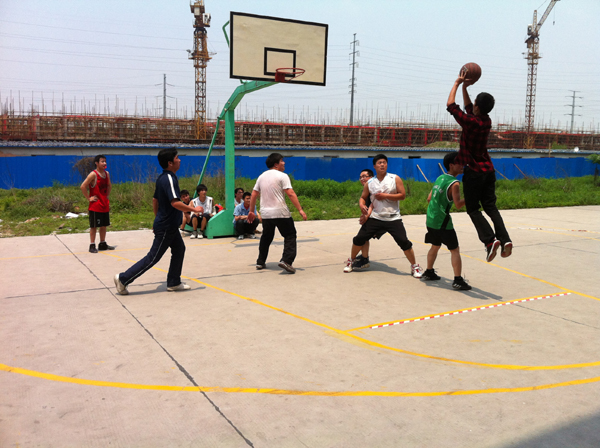 索電醫療公司舉辦籃球比賽